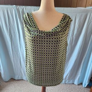 Jones Studio Green and Black Sleeveless Blouse
